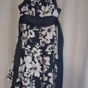 Xhilaration Black and White Floral Dress